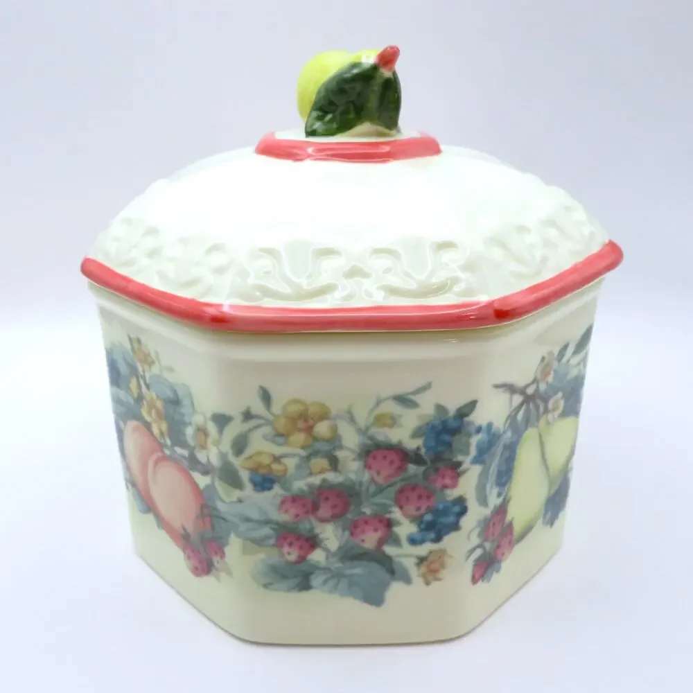 Vintage Avon Sweet Country Harvest Ceramic Covered Small Canister w/ Pear Finial